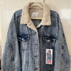 Celebrity Pink Womens Cotton Sherpa Acid Wash Denim Trucker Jacket XL/XG (15-17)